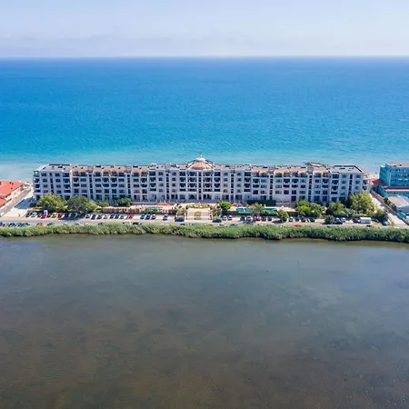 Gardenia Palace شقة فندقية