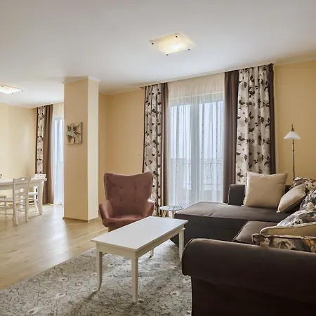 Gardenia Palace شقة فندقية 3*