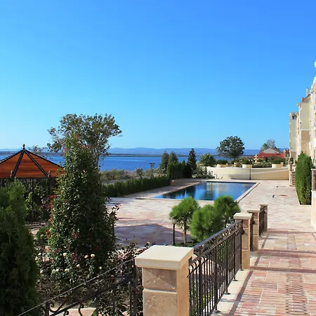 Gardenia Palace 3* بوموري
