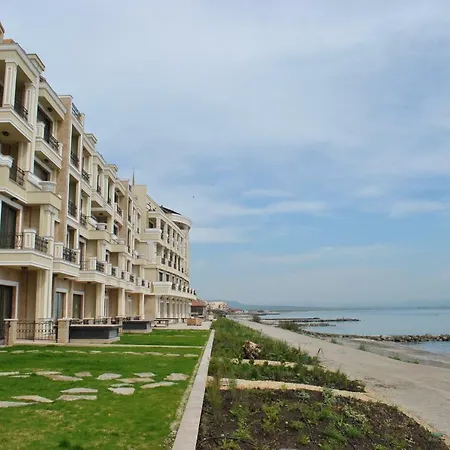 Gardenia Palace Apartahotel 3*