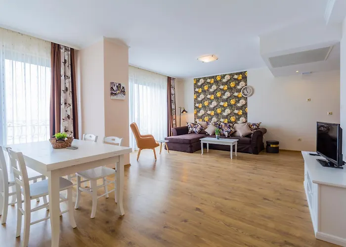 Gardenia Palace Aparthotel Pomorie