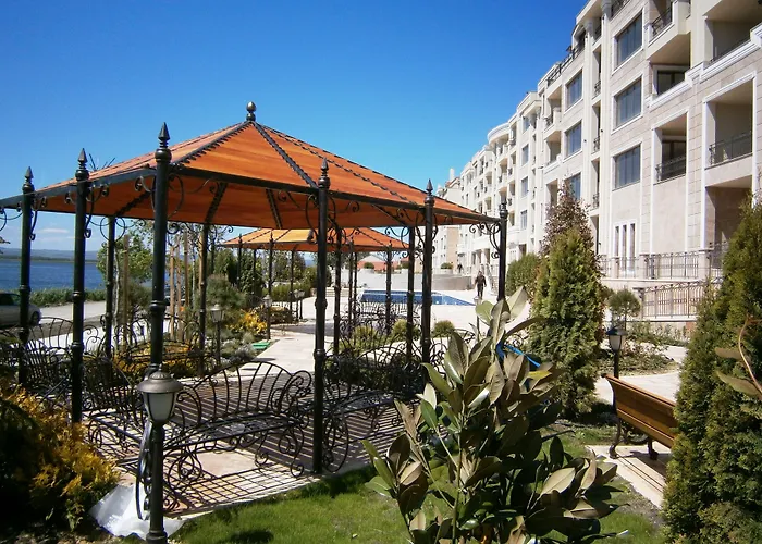 Gardenia Palace Апарт-отель Поморие