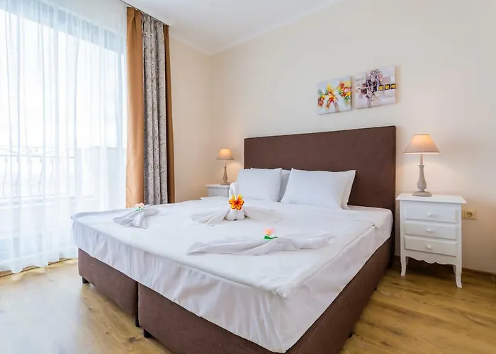Gardenia Palace 3* Поморие